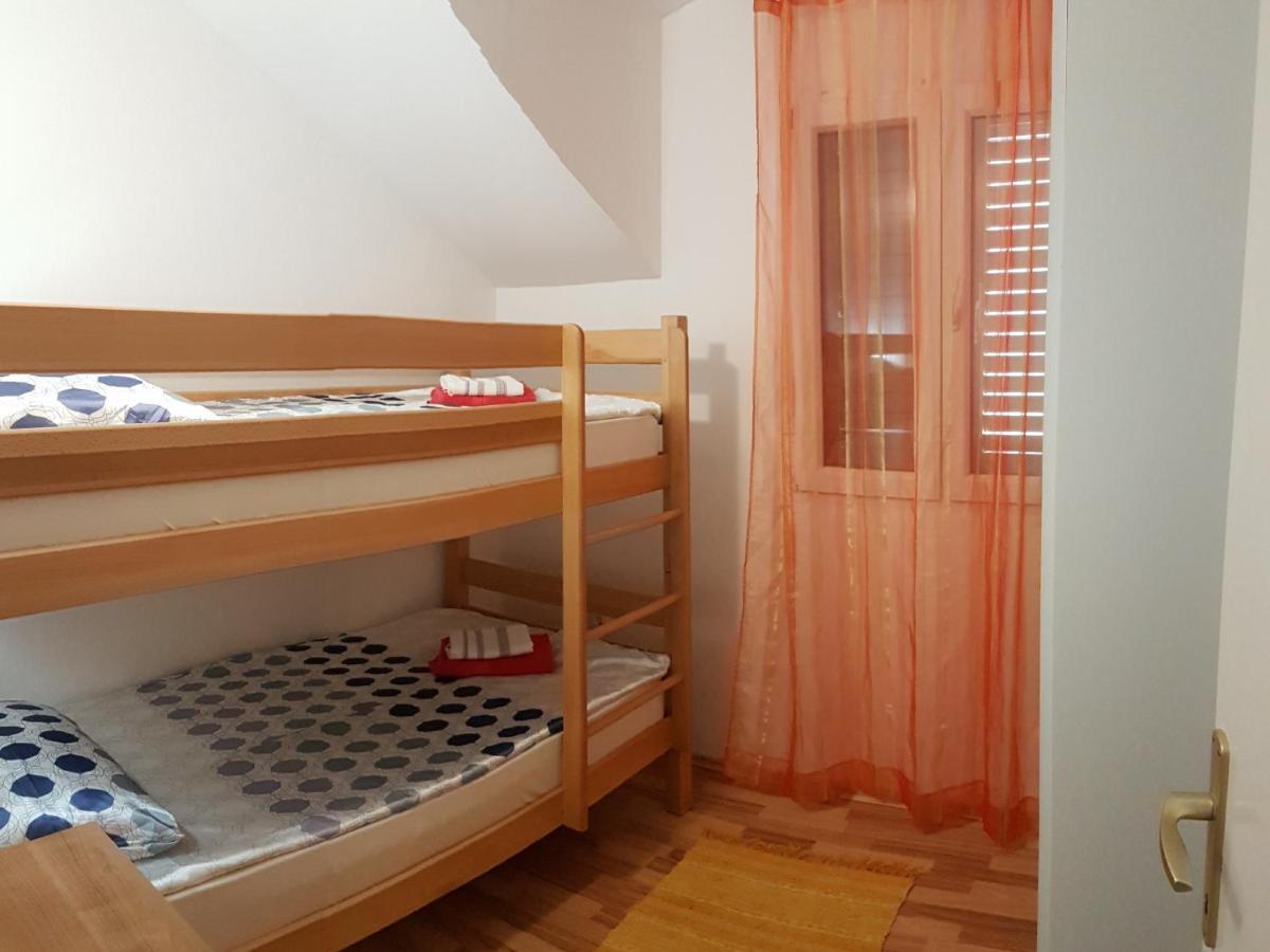 Apartman Vojaline Milna  Ngoại thất bức ảnh