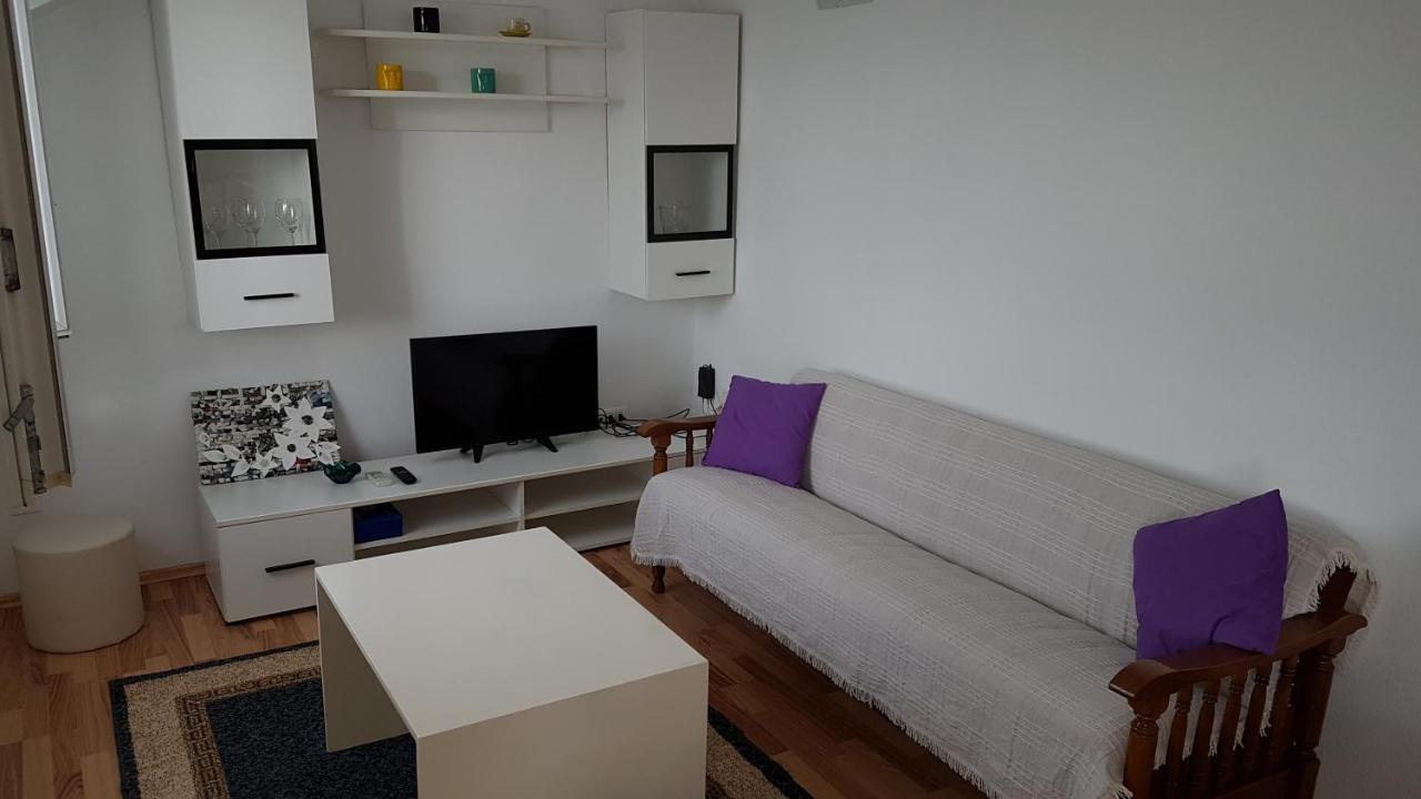 Apartman Vojaline Milna  Ngoại thất bức ảnh